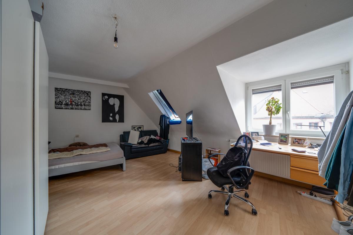 3-Zimmerwohnung in ruhiger Nebenlage in der Würzburger Innenstadt (auch als 2er-WG geeignet) - Photo 2